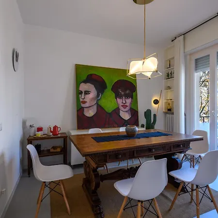 Guesthost - Trieste 153 Cozy Balcony * Πέζαρο