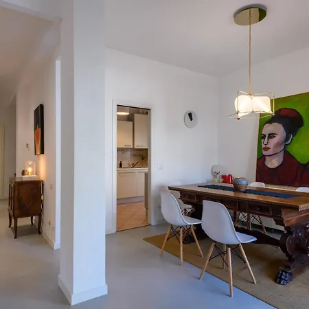 Διαμέρισμα Guesthost - Trieste 153 Cozy Balcony *