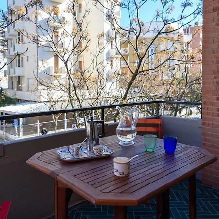 Guesthost - Trieste 153 Cozy Balcony Appartement Pesaro
