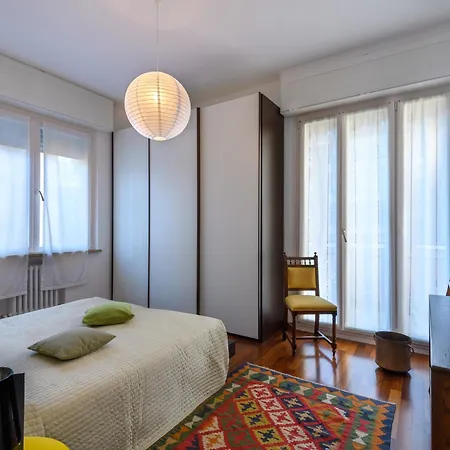 Guesthost - Trieste 153 Cozy Balcony Apartamento Pesaro