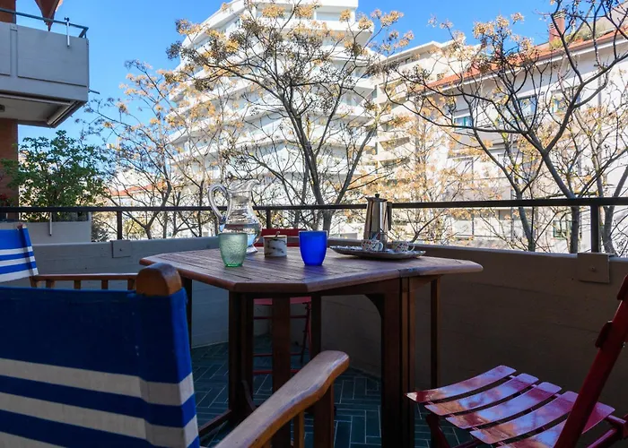 Apartment Guesthost - Trieste 153 Cozy Balcony Pesaro